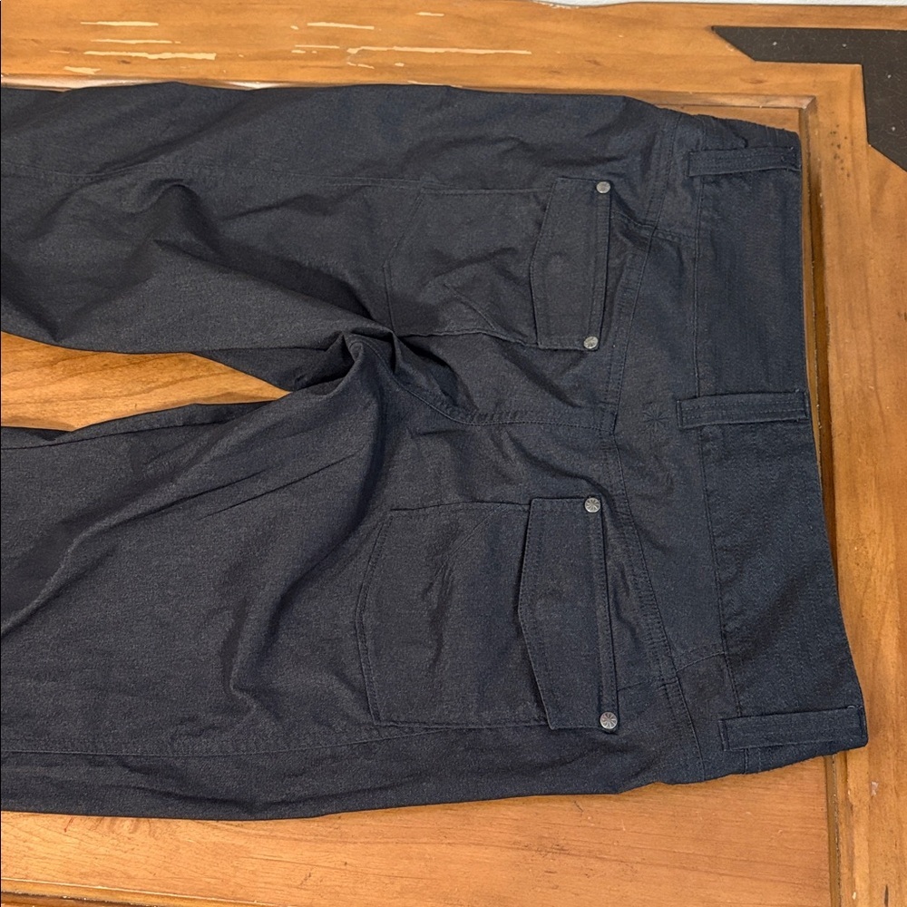 Athleta Nylon Blend Dark Gray Pants Size 12 - Picture 13 of 16